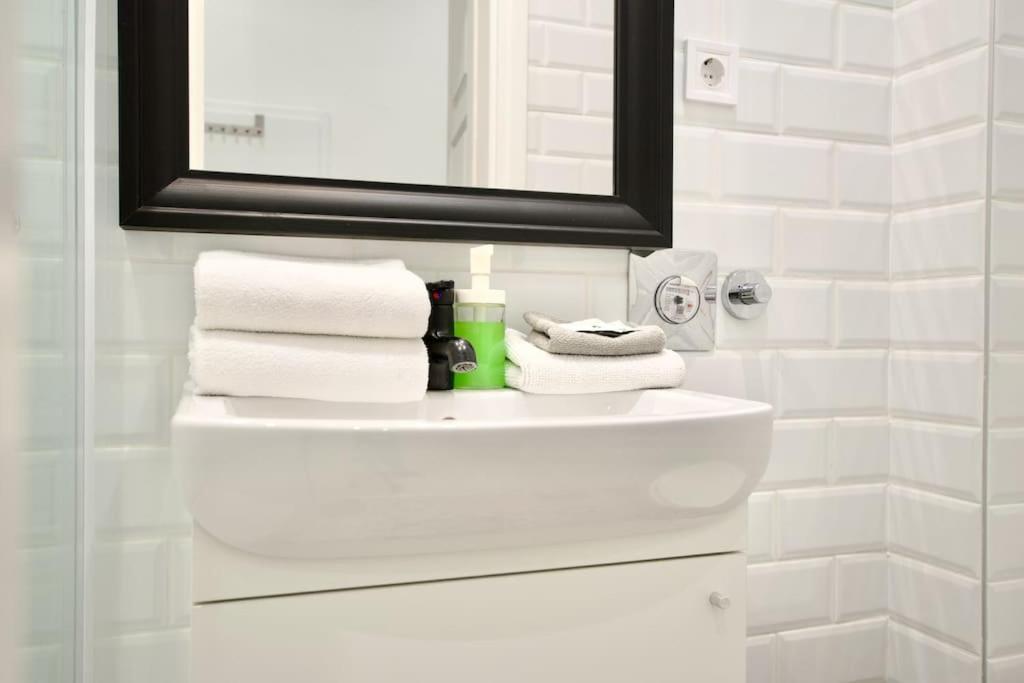Standard Apartment By Hi5-St. King Mini Studio Budapeşte Dış mekan fotoğraf